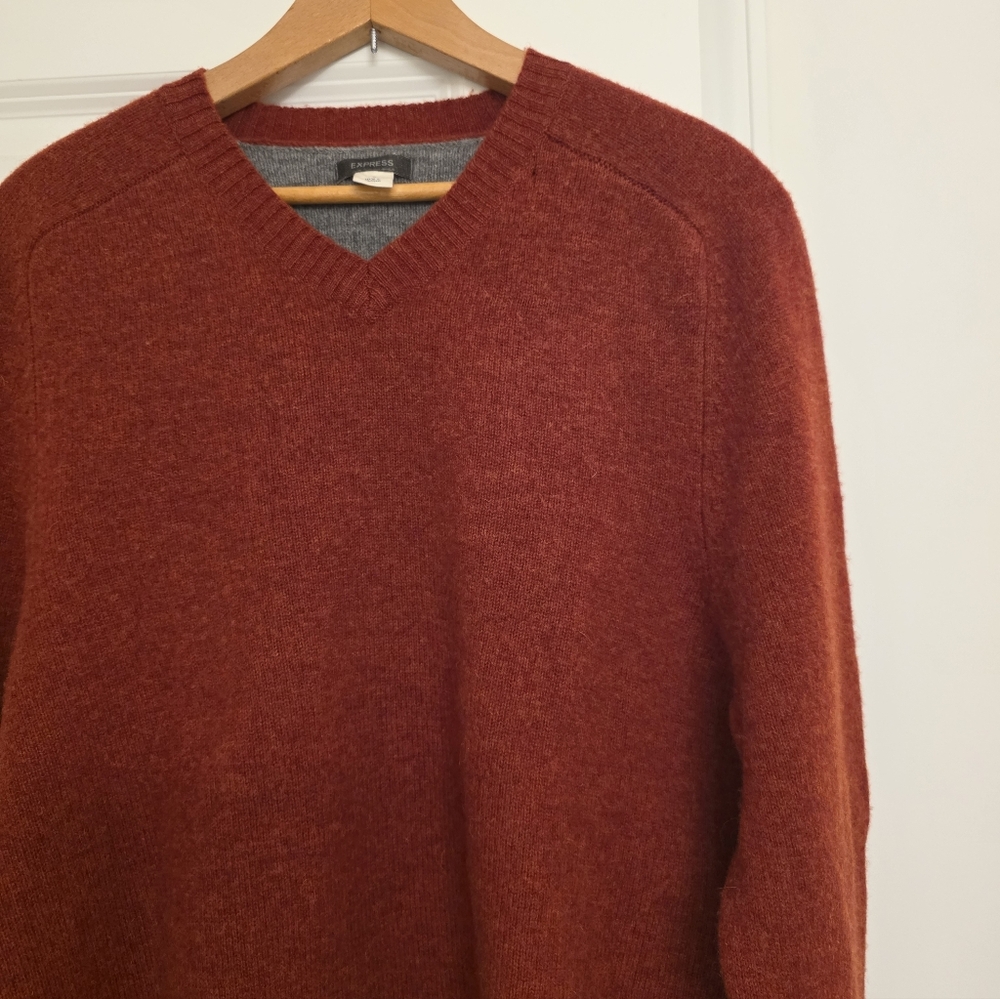 100% Lambswool Vneck Sweater Mens M Burnt Orange *see Photos